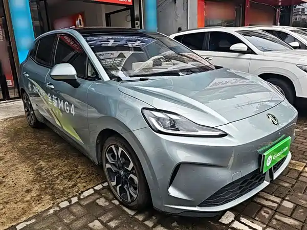 MG MG4 2025