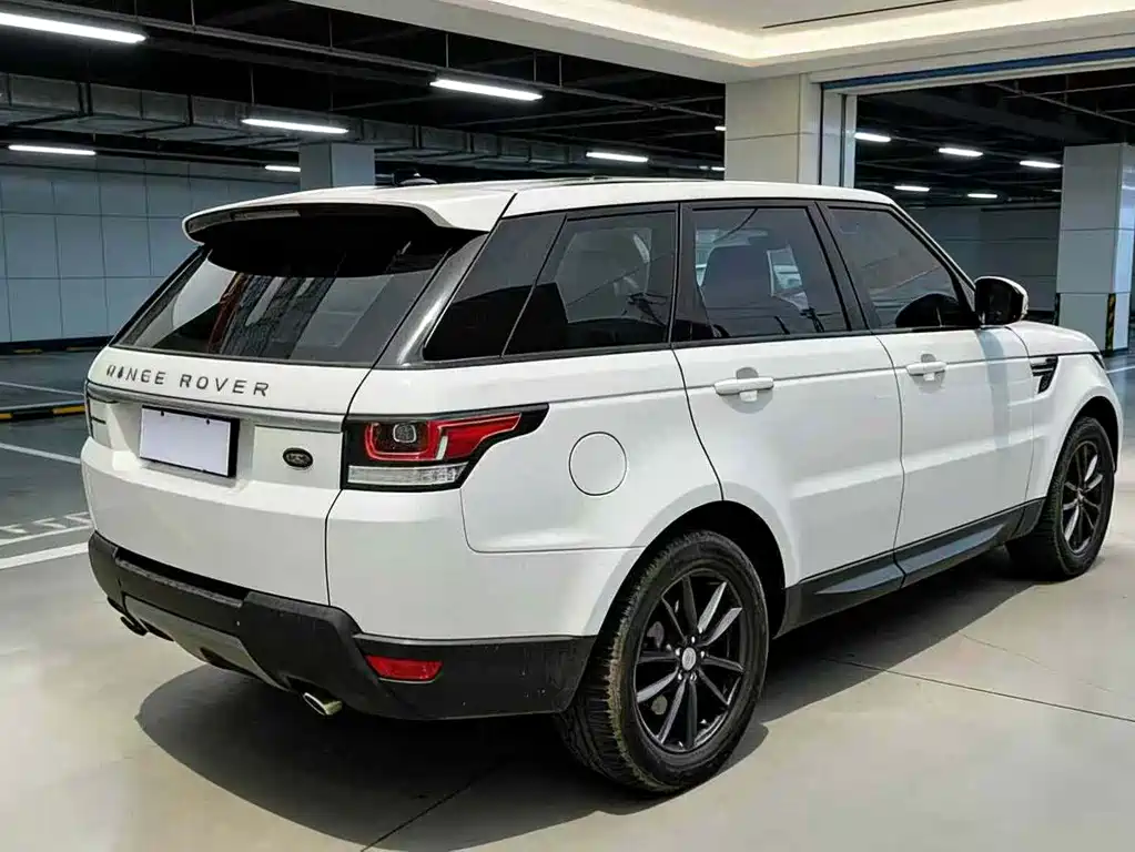 Land Rover Range Rover Sport 2016 — фото 9