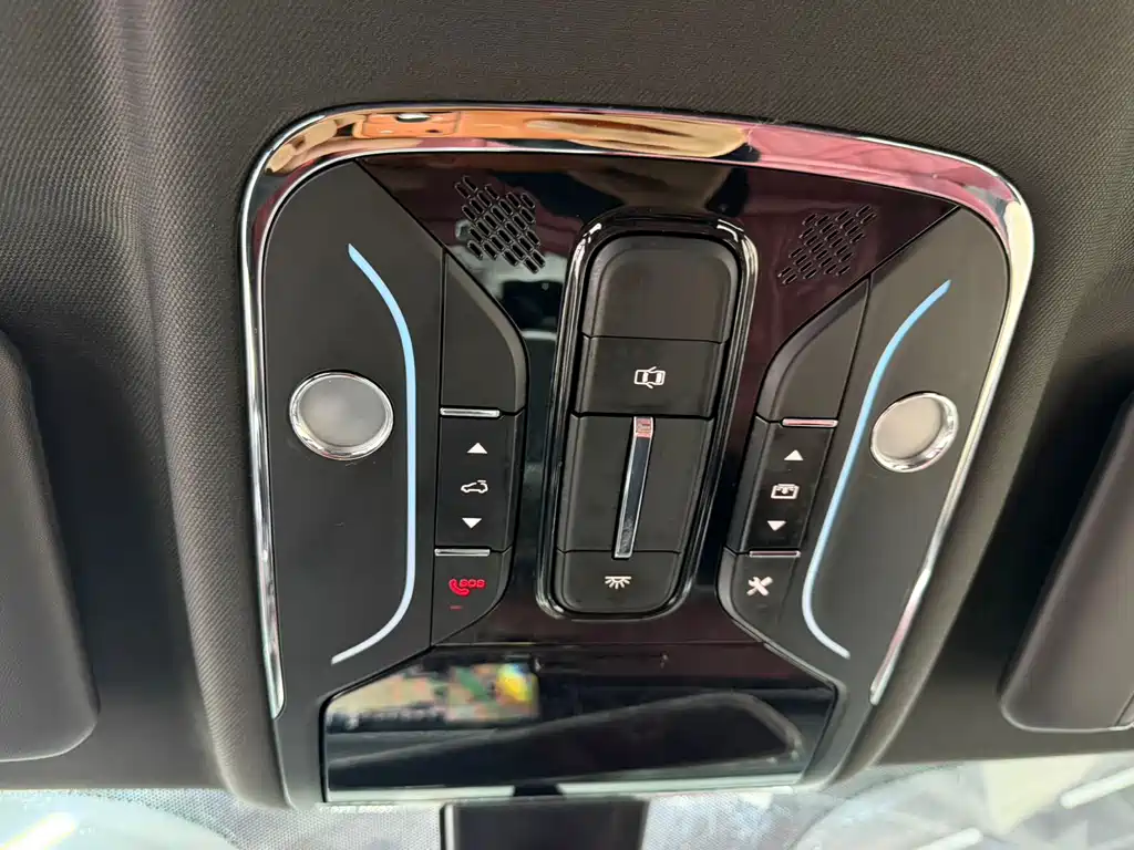 Jetour X70 PLUS 2023 — фото 14