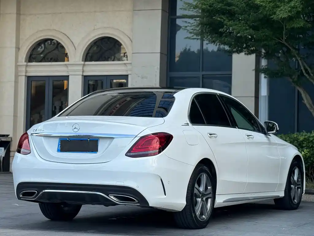 Mercedes-Benz C-Class 2019 — фото 9