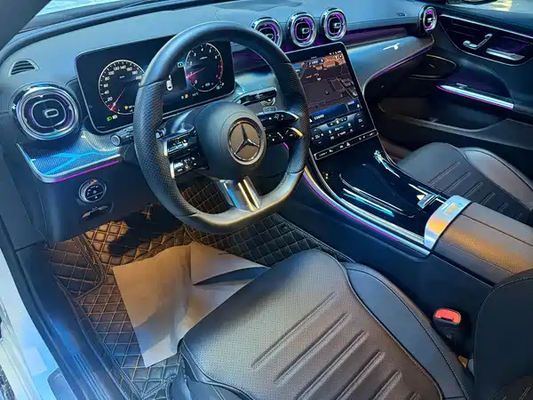 Mercedes-Benz C-Class 2022