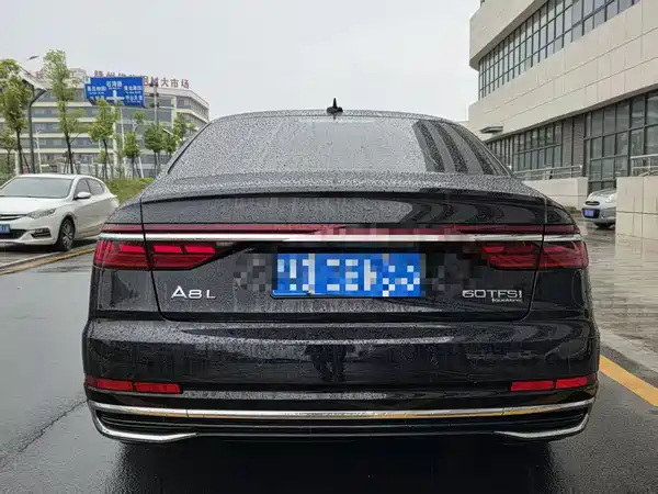 Audi A8 2022