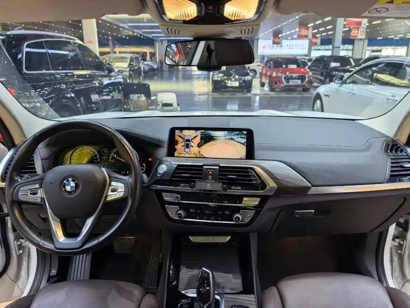 BMW X3 2019 — фото 8