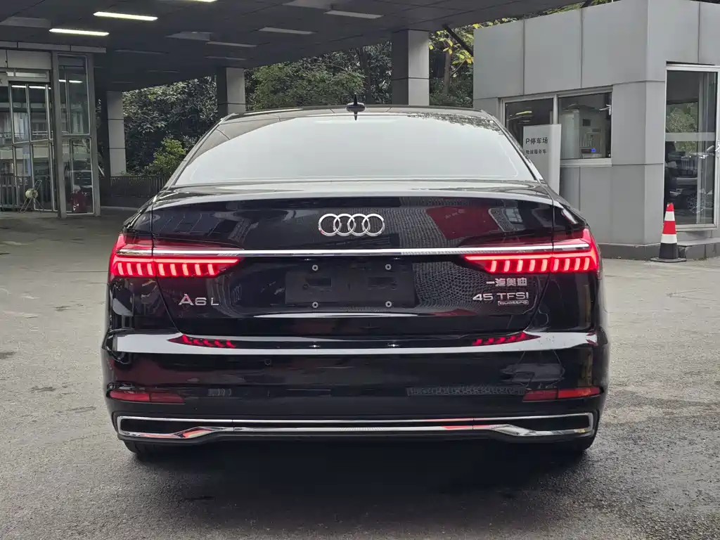 Audi A6L 2023 — фото 6
