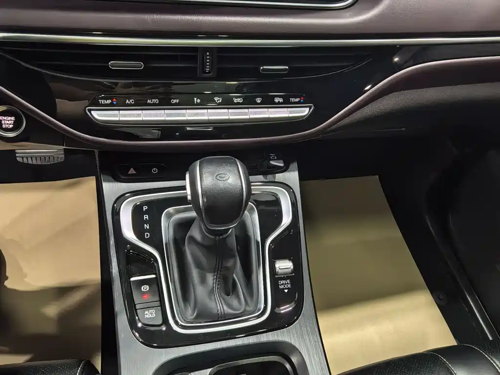 GAC Trumpchi M6 2022 — фото 16