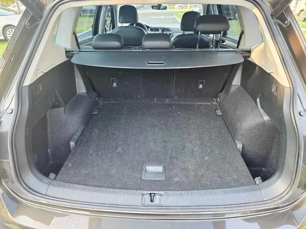 Volkswagen Tiguan L 2018 — фото 18