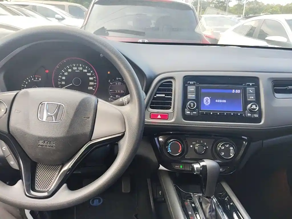 Honda Vezel 2017 — фото 10
