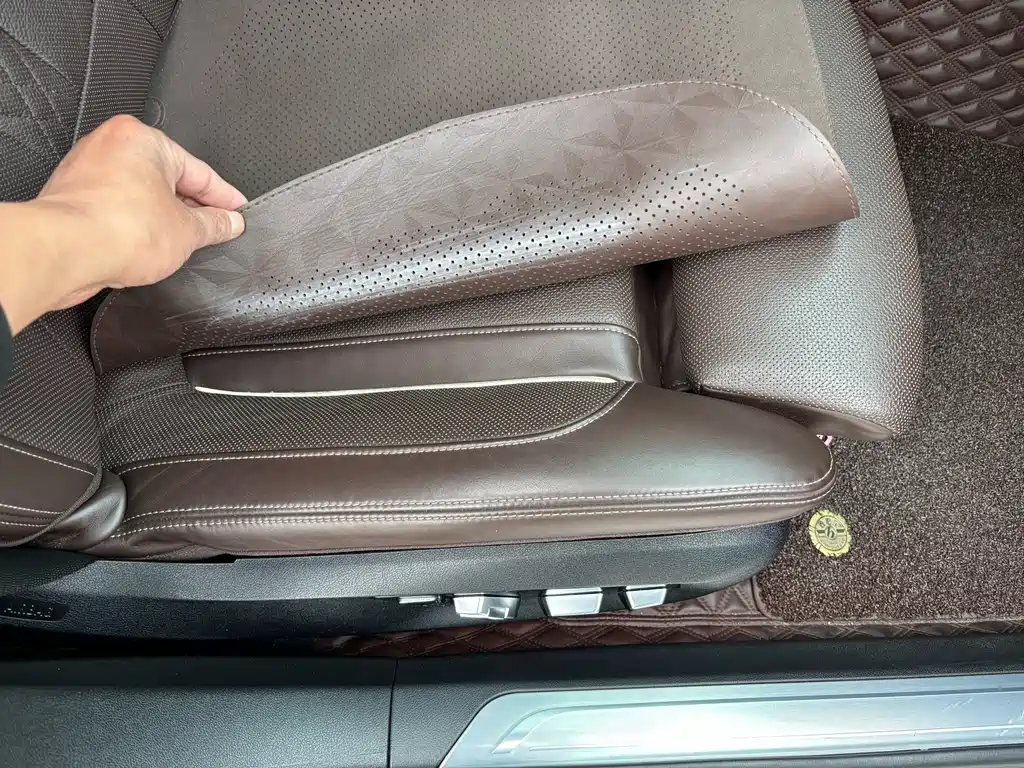 BMW 7 Series 2018 — фото 16