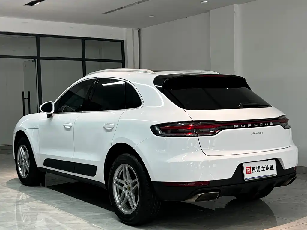 Porsche Macan 2021 — фото 10