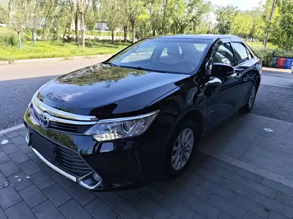 Toyota Camry 2015