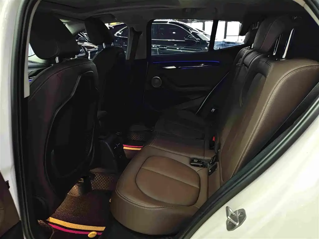 BMW X2 2023 — фото 10