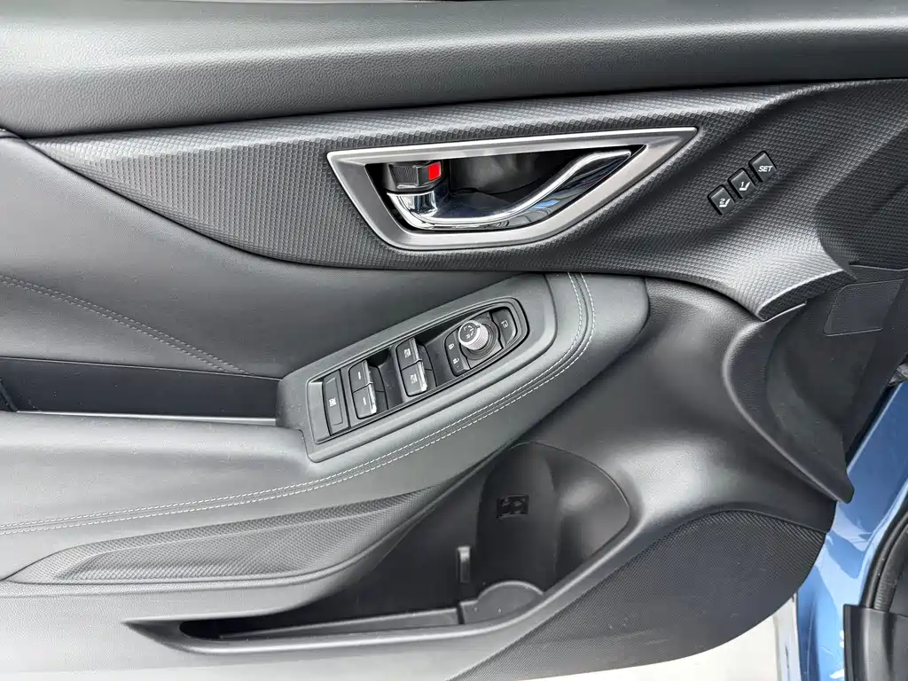 Subaru Forester 2022 — фото 9