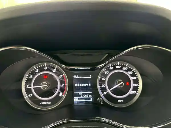 Baojun 560 2015