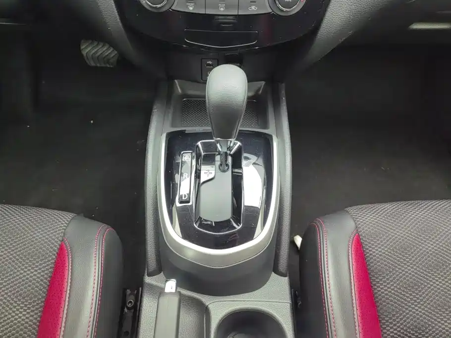 Nissan Qashqai 2018 — фото 16