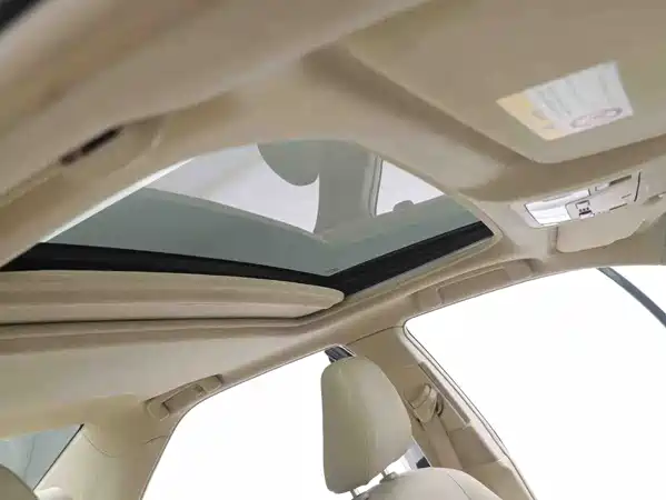 Toyota Camry 2015