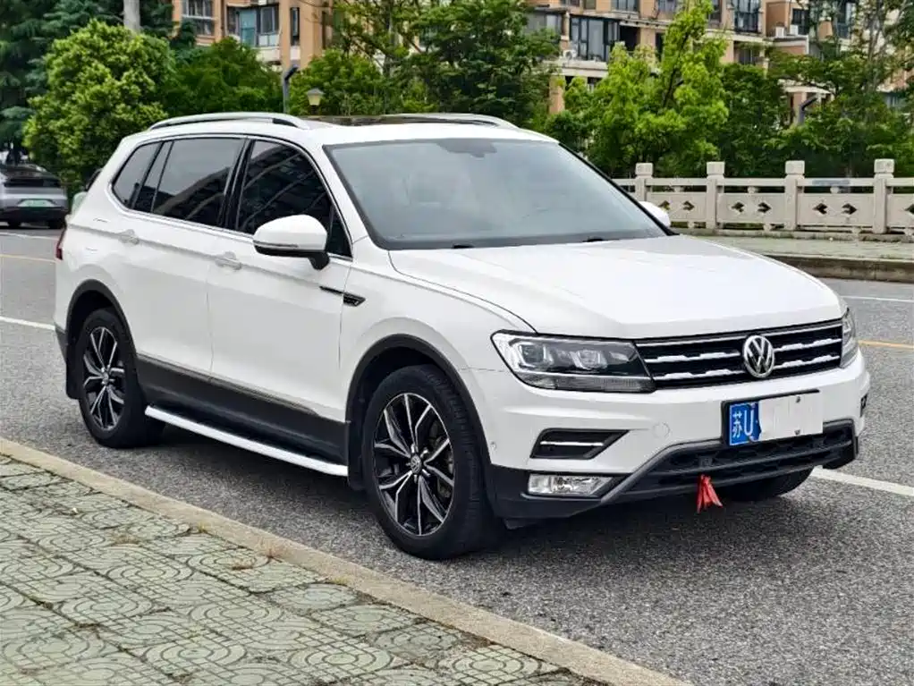 Volkswagen Tiguan L 2020 — фото 3