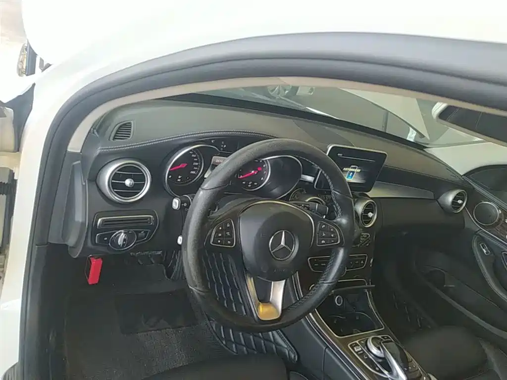 Mercedes-Benz C-Class 2018 — фото 10