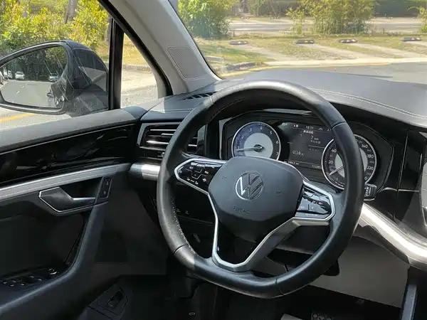 Volkswagen Touareg 2021