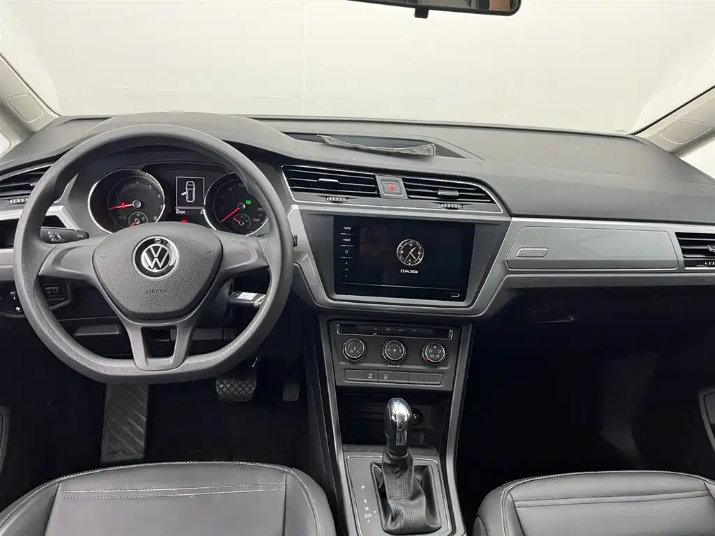Volkswagen Touran 2021