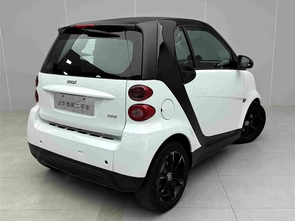 smart fortwo 2013 — фото 4
