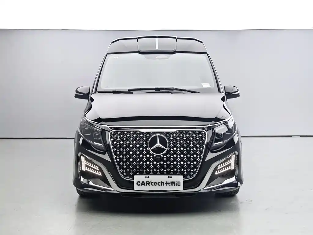 Mercedes-Benz V-Class — фото 2