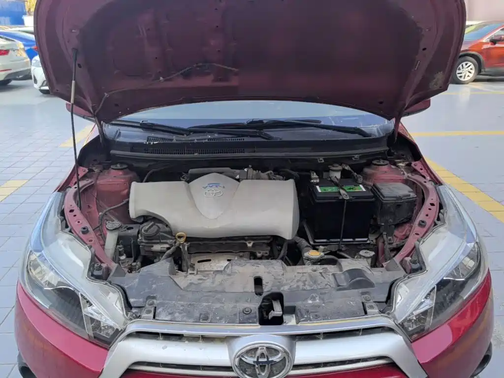 Toyota Yaris L 2016 — фото 20