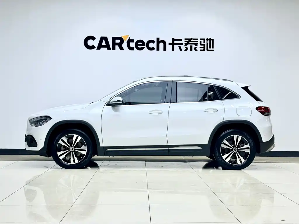 Mercedes-Benz GLA 2023 — фото 5