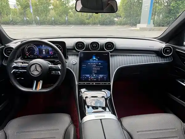 Mercedes-Benz C-Class 2022