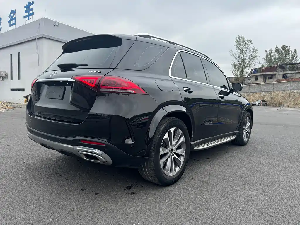 Mercedes-Benz GLE 2023