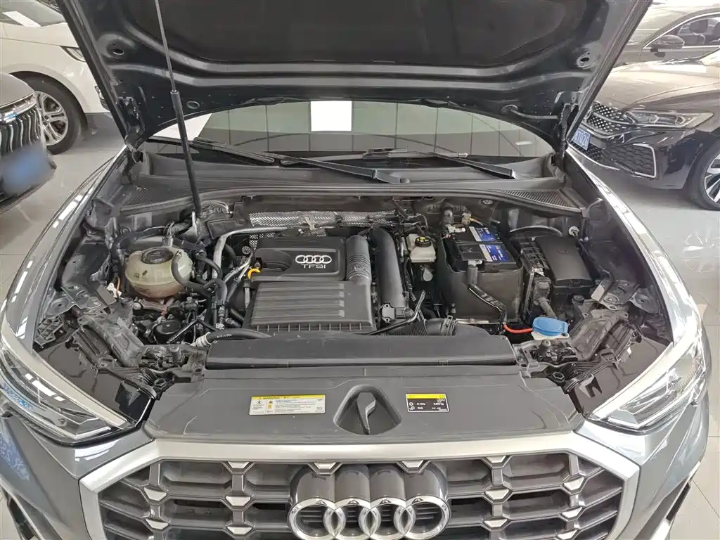 Audi Q3 2020 — фото 16