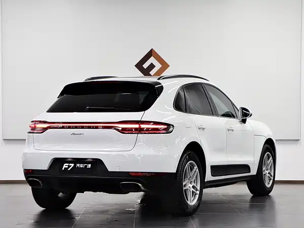 Porsche Macan 2020