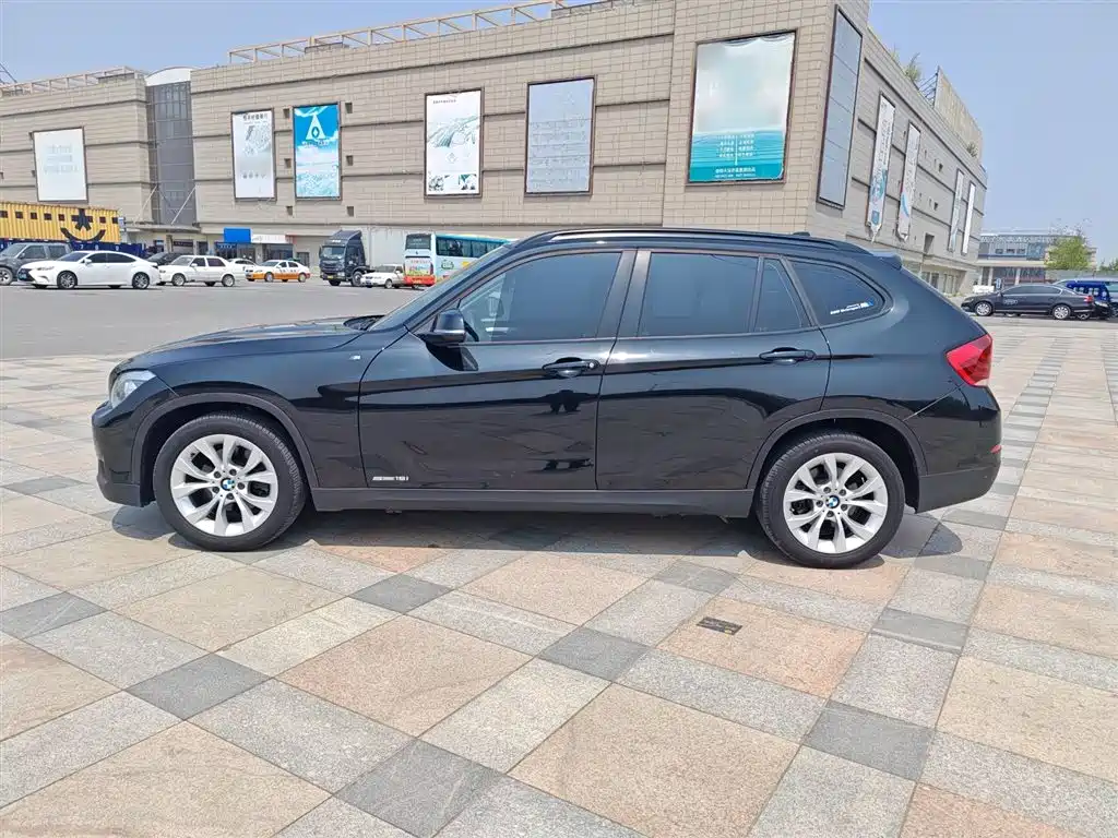 BMW X1 2014 — фото 10