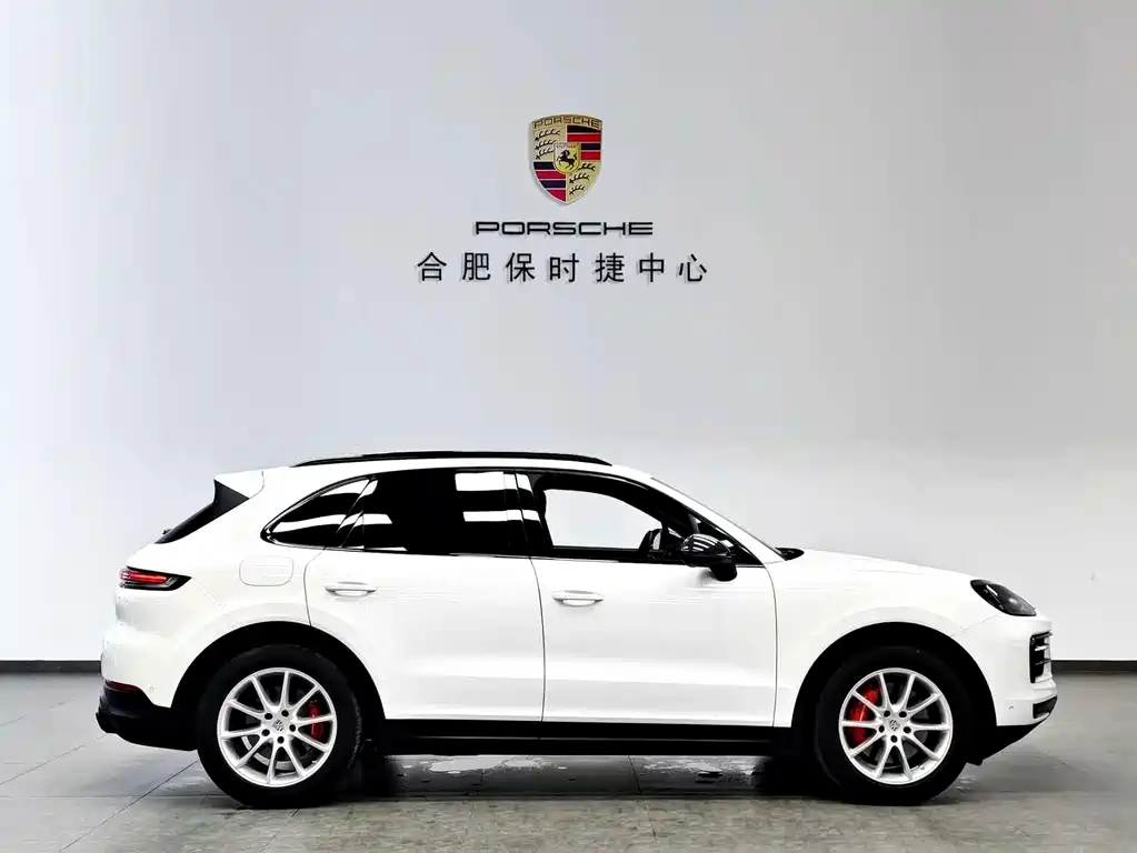 Porsche Cayenne 2024 — фото 8