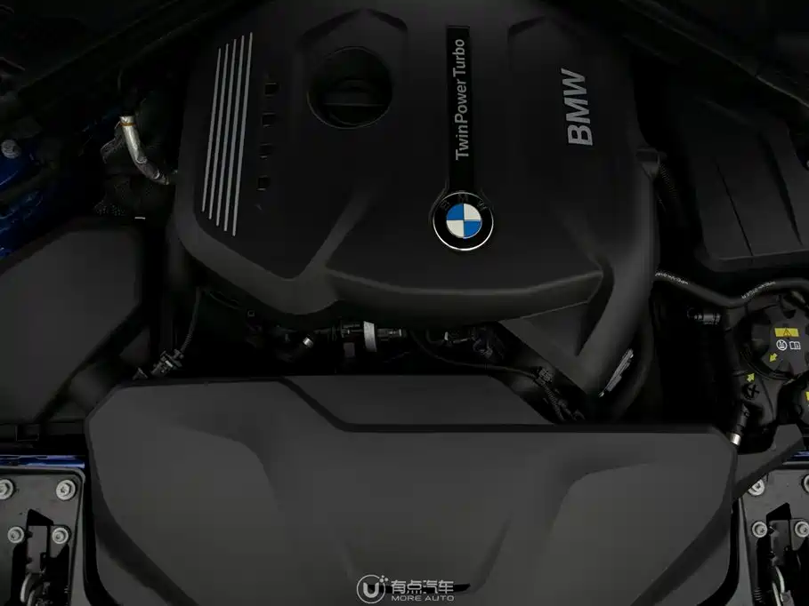 BMW 3 Series 2017 — фото 15