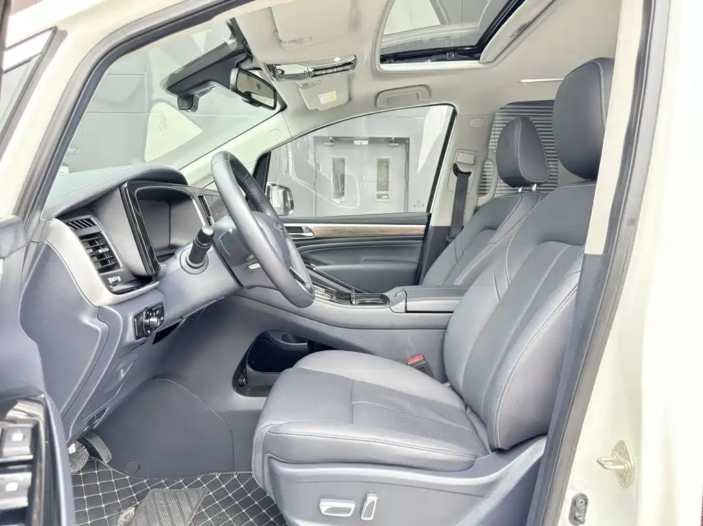 GAC Motor Trumpchi M8 2021 — фото 4