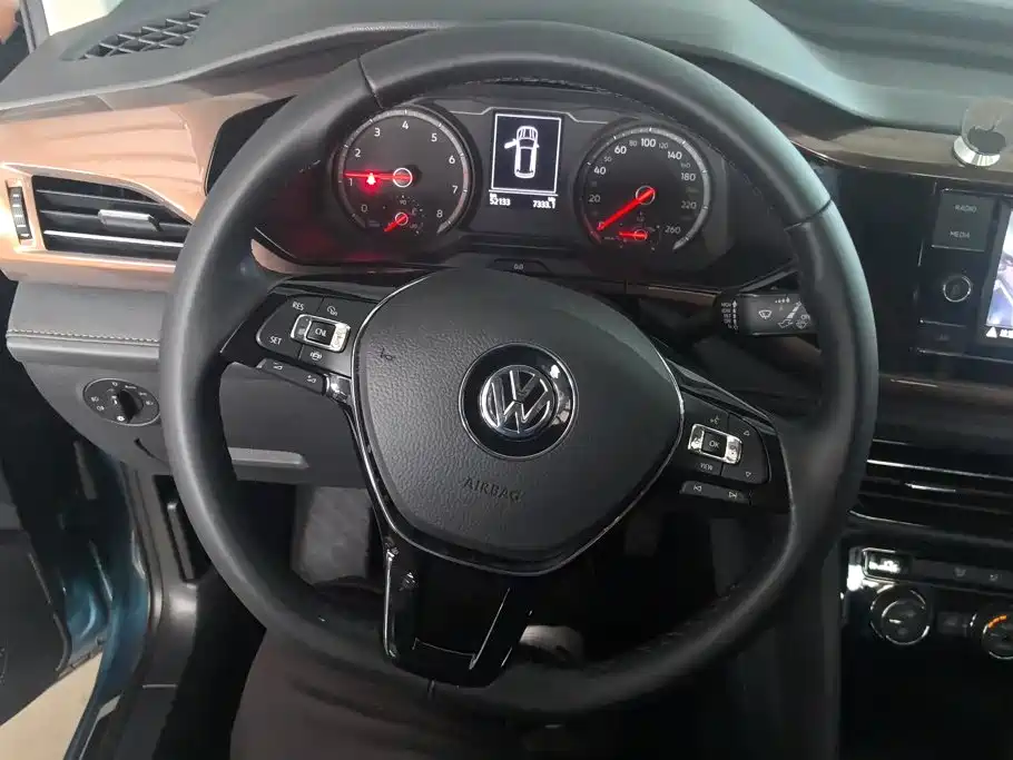 Volkswagen Tharu 2019 — фото 14