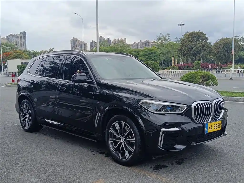 BMW X5 2023