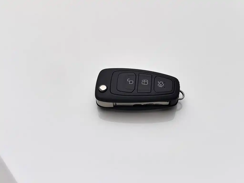 Ford Kuga 2014 — фото 19