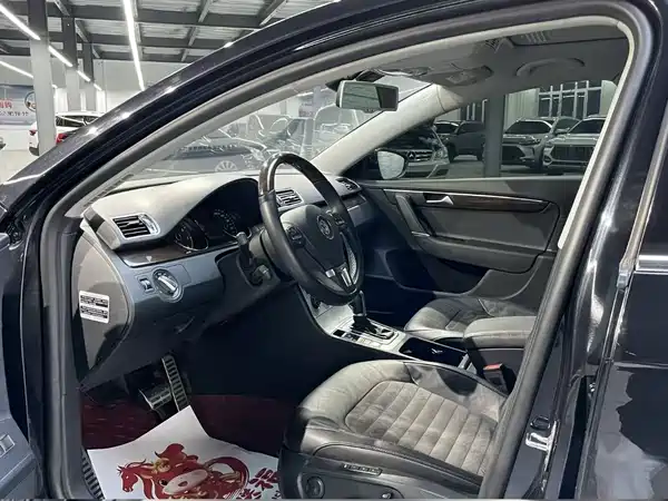Volkswagen Magotan 2015