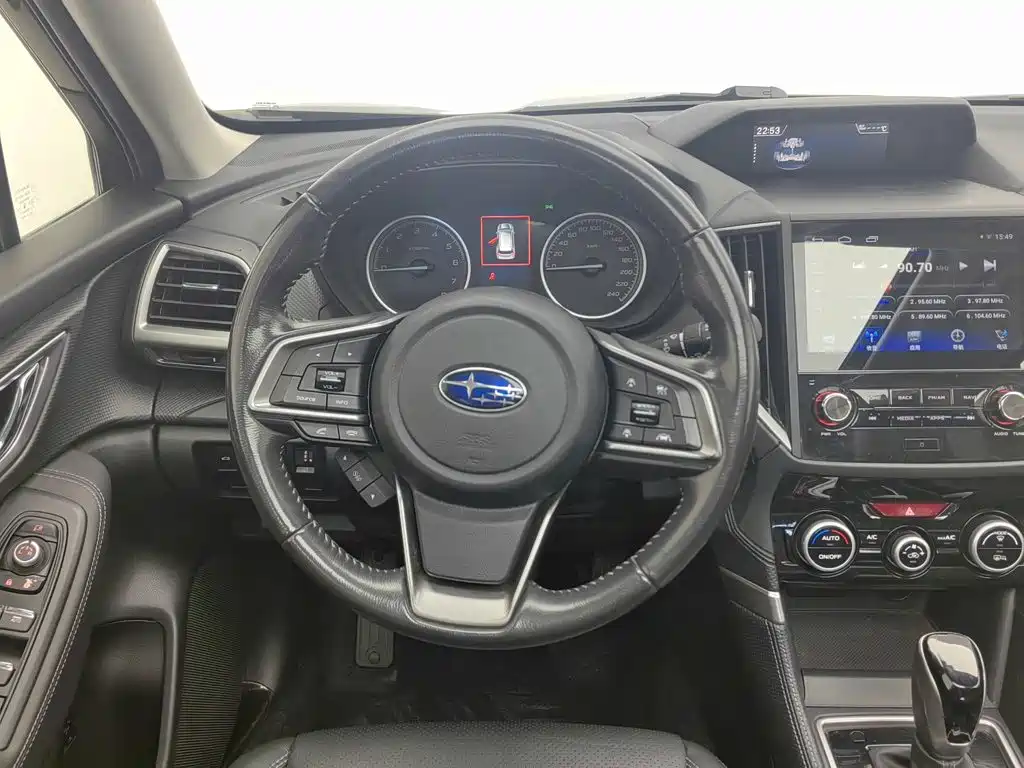 Subaru Forester 2019 — фото 11