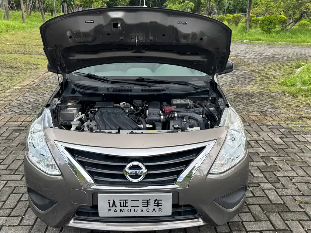 Nissan Sunny 2015 — фото 16