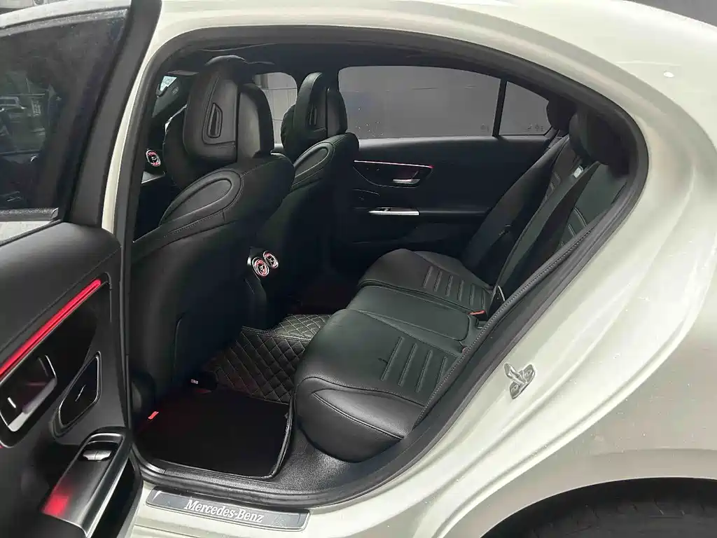 Mercedes-Benz C-Class 2023