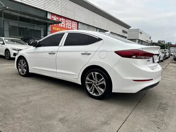 Hyundai Celesta 2018