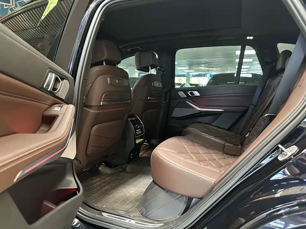 BMW X5 2024