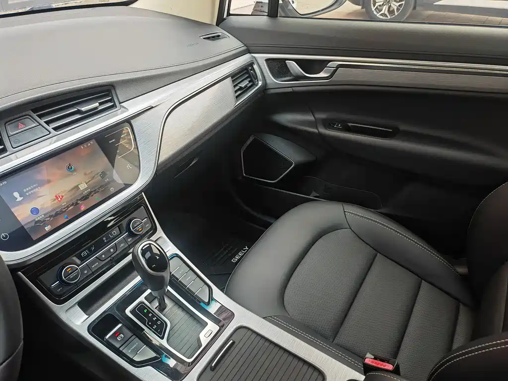 Geely Emgrand GS 2019 — фото 12