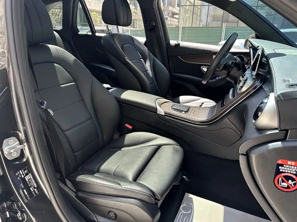 Mercedes-Benz GLC 2023 — фото 12