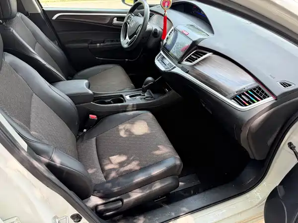 Honda Jade 2020