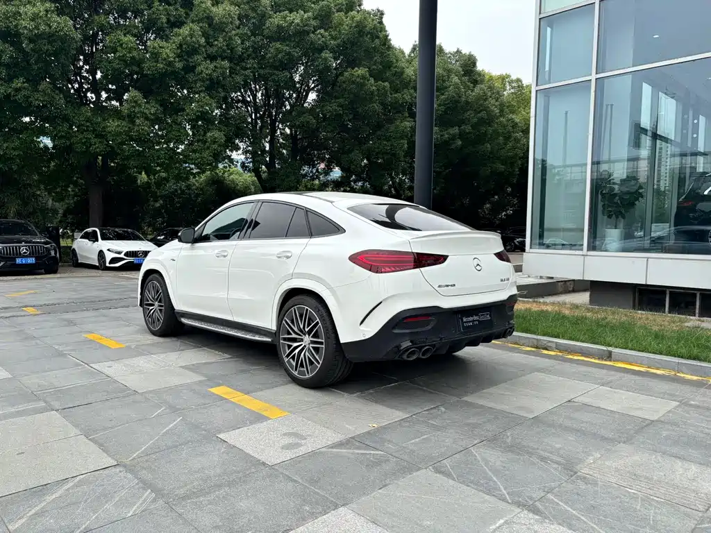 Mercedes-Benz GLE Coupe AMG 2025 — фото 9