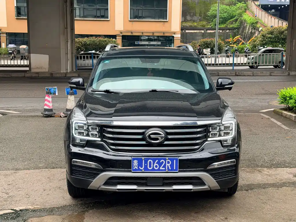 GAC Trumpchi GS8 2017 — фото 2