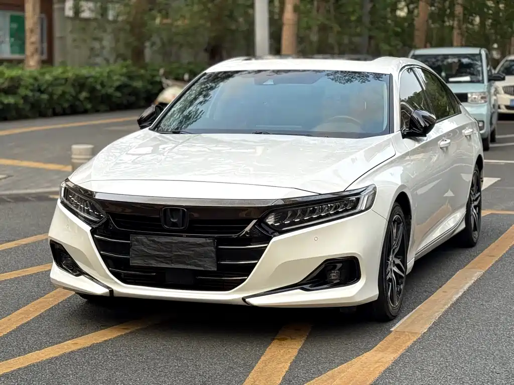 Honda Accord 2022 — фото 4
